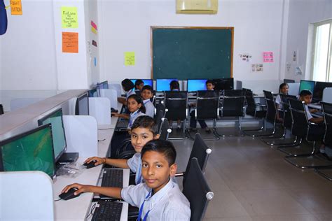 Computer Lab Section 的图像结果