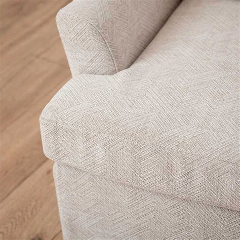 Sandhurst Accent Chair – Coozly