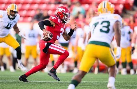 Vernon Adams Jr. impresses in Calgary Stampeders preseason debut ...