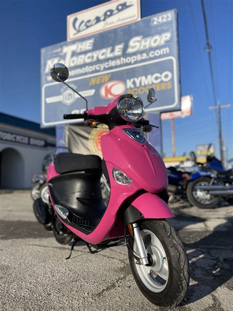 2012 Genuine Scooter Buddy 50 "Pretty in Pink" =SOLD= - The Motorcycle Shop