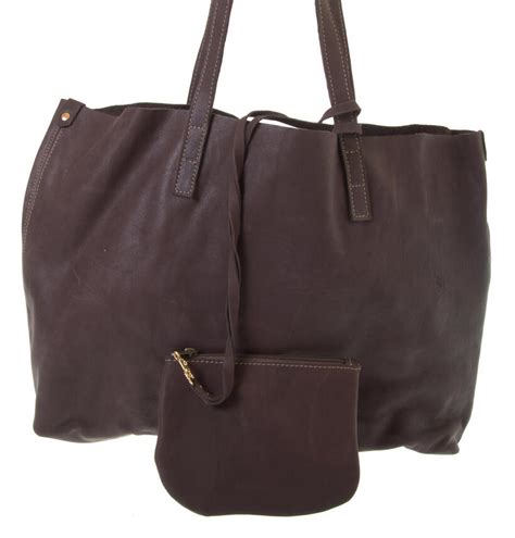 Rindsledertasche NICOLA - Handarbeit aus Sambia von Lightfoot | Gundara