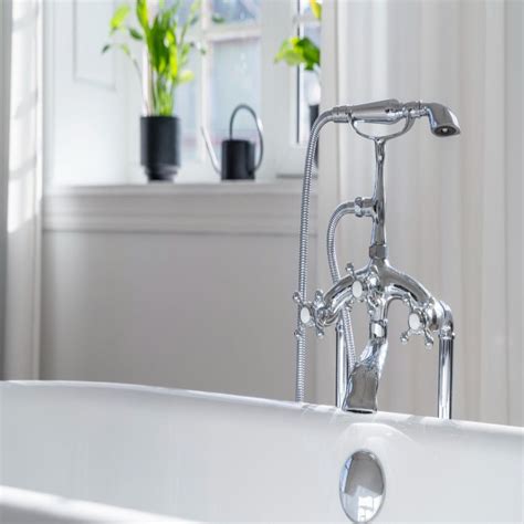 Wall Mixer vs Diverter: Water-Saving & Maintenance Guide | metercube