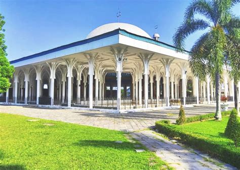 Best Tour and Travel Agency in Jambi, Indonesia