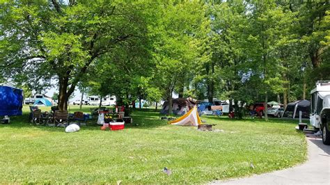 kelleys-island-state-park-campground-11 | Campground Views