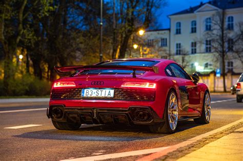 2021 Audi R8 RWD Red with Gold BC Forged HCS31