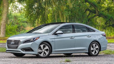 2017 Hyundai Sonata Hybrid SE - Sedan 2.0L Hybrid auto
