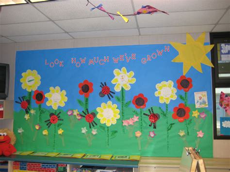 Open House 2008 Bulletin Boards | Seasonal bulletin boards, Preschool ...