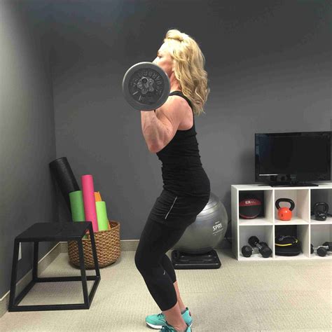 How to Do a Clean and Press With a Barbell