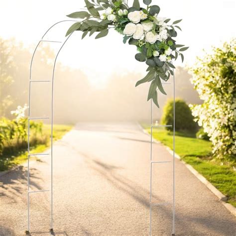 5 Creative Ways to Use a Garden Arch in your Backyard – Ecofynd