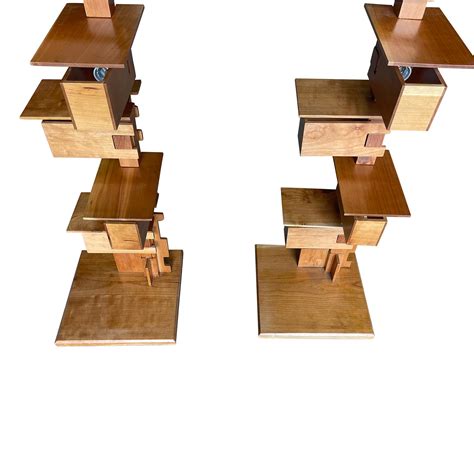 20th Century American Pair of Walnut Floor Lamps by Frank Lloyd Wright ...