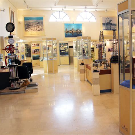 Gulfleaf.com | Tourist Attractions