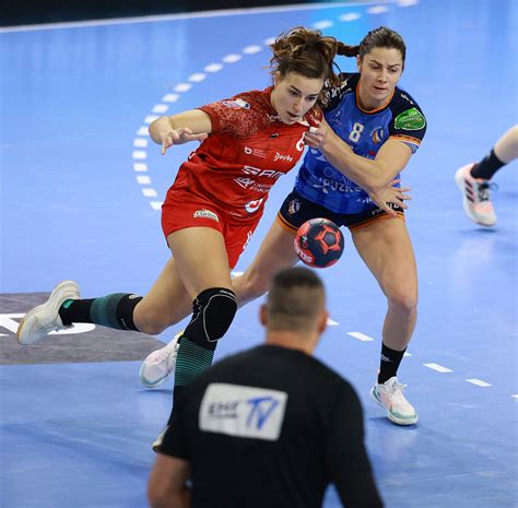 Photos. En Coupe d'Europe, l'ESBF domine Bera Bera 32-29