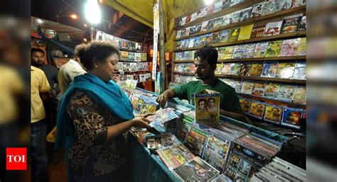 DVDs of Suchitra Sen films flying off the racks | Bengali Movie News ...