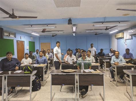 As many as 26 SIs receive hands-on training on ham radio