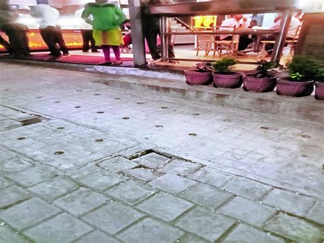 Malleswaram Mirror Special: Sampige Road footpaths plagued by perilous ...