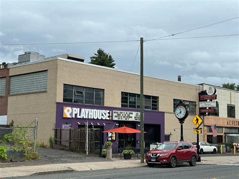 West Hartford theater plans to expand into former ice cream factory