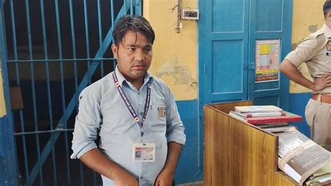 कालका एक्सप्रेस के इंजन से फर्जी लोको पायलट गिरफ्तार, पास में लाल-हरी ...