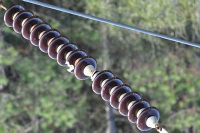 Insulator-Defect Detection - Dataset Ninja