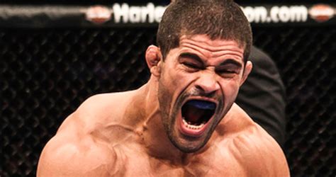 OIP.09BtM9UvdAlU-179b3WSvAHaD6