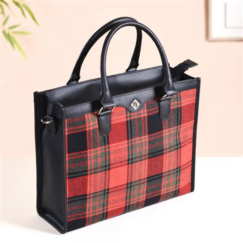 Plaid Checkered Handbag With Sling Online - Premium Tote Bag | Nestasia