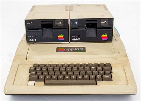 Apple II Computer Collection 的图像结果