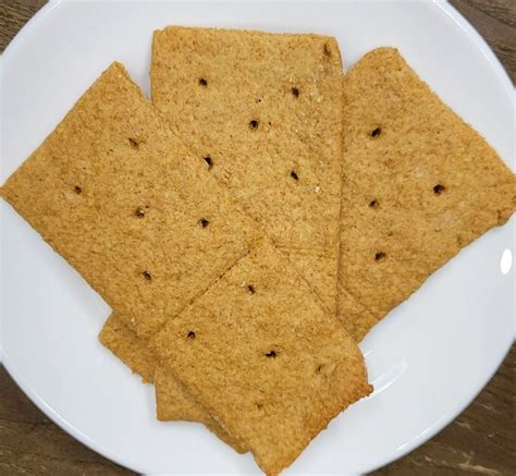 Quick Honey Graham Crackers Made With Fresh Milled Flour - Grains In ...