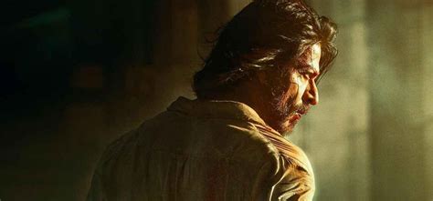 Shah Rukh Khan Much Bigger Star Than Yash: Ram Gopal Verma Says Pathaan ...