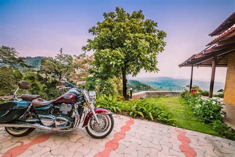 Villa in Coorg (Kodagu) at the Best Price | cozycozy
