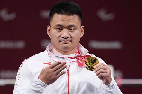 东京残奥会-举重：刘磊夺得男子65公斤级冠军-新华网体育
