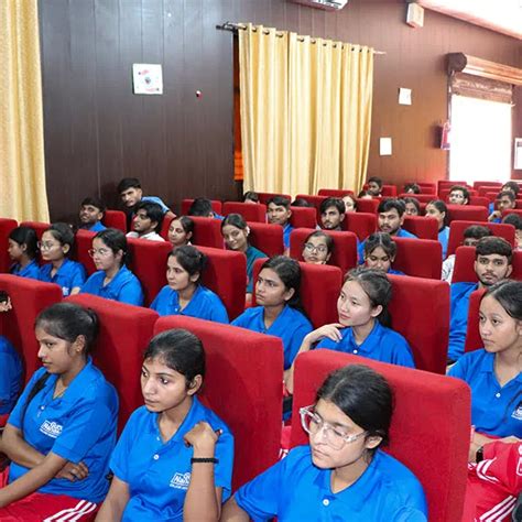 Guru Nanak College – Best Pharmacy & Nursing College in Dehradun