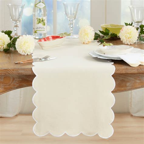 Scalloped Table Runner – Pier 1