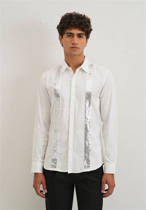 Buy Lastest Embroidery Shirts | Banana Club
