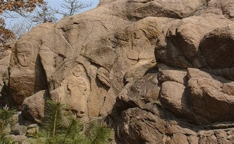 大邑药师岩，摩崖造像千余尊，条石路直达山腰，户外活动的好去处 - 知乎