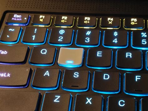 I see we're showing our keyboard now, I present you my W key which was ...