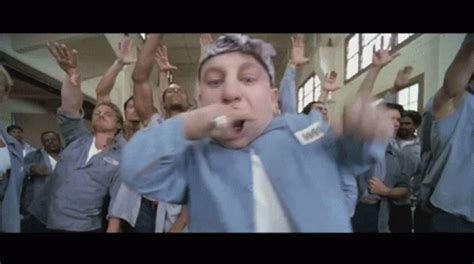 Mini Max Dancing 的图像结果