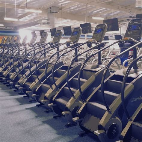 Gold's Gym Prices & Membership Cost 2024 | Dr Workout