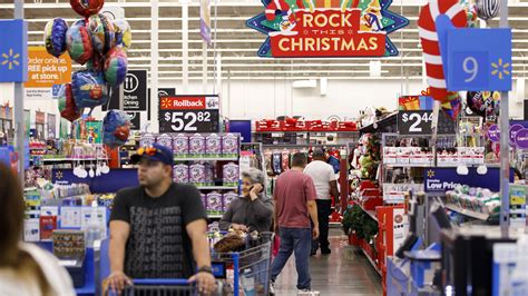 Walmart and Target make huge decision on Thanksgiving and Black Friday ...