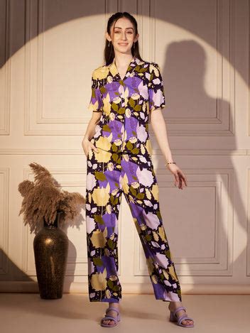 Shop Premium Trendy Clothes for Women Online | Valbone