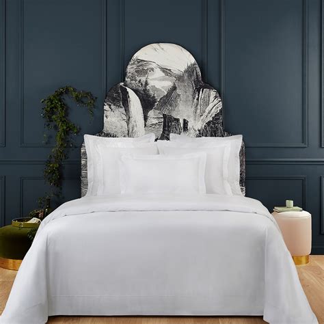 Luxury Bedding: bed linens, coverlets, and duvet covers - Yves Delorme Online Outlet
