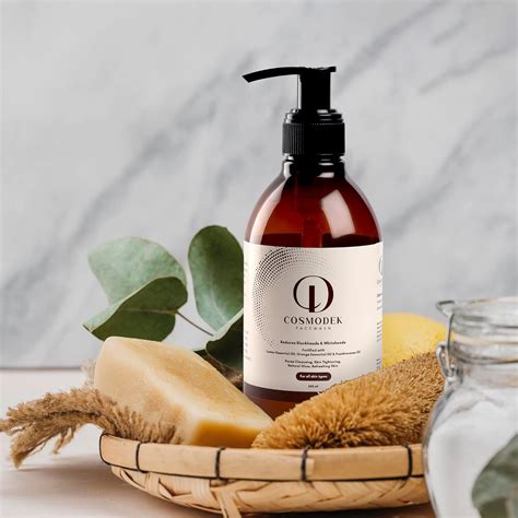 COSMODEK Face Wash for Men & Women, Suitable for Dry, Oily, Acne Prone ...