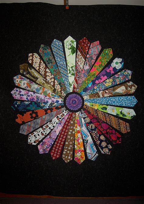 Necktie Tutorial 的图像结果