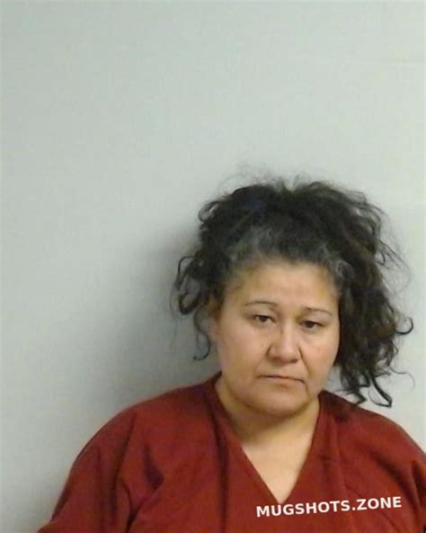 LAURA LETICIA RENDON 04/26/2025 - Hutchinson County Mugshots Zone