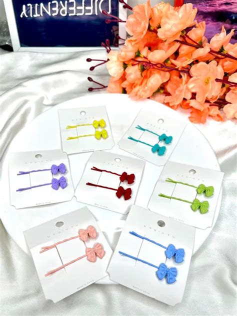 Bow bobby pins – Stapleberry