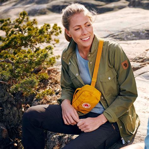 Hip & Shoulder Bags Online – Fjallraven India
