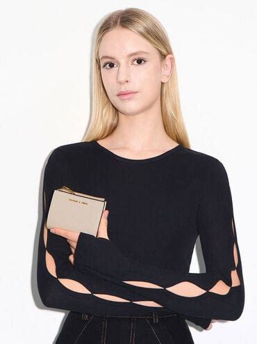 Ivory Harmonee Top Zip Small Wallet - Ivory - CHARLES & KEITH IN