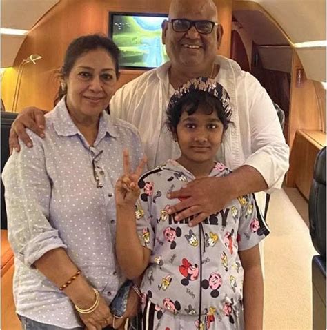 Satish Kaushik's nephew Nishant who lit the pyre: "Life has come to a ...