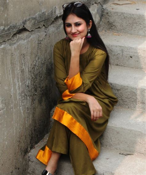 Magical Green Pintucked Kurti with Straight Pants – anokherang