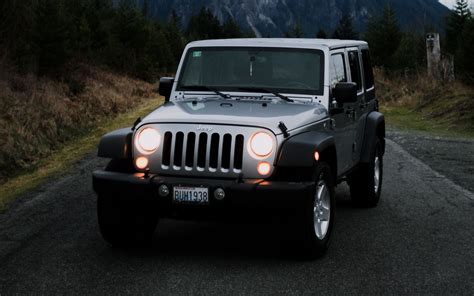 Download wallpaper 1920x1200 jeep wrangler, jeep, car, suv, gray ...