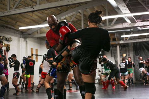 Muay Thai Classes – Chicago Muay Thai Kickboxing Club