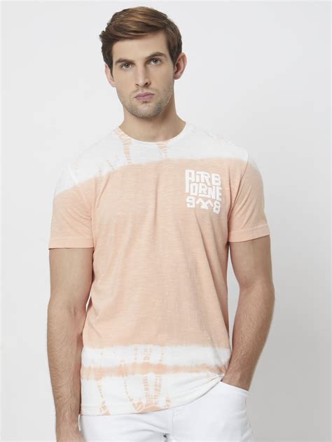 Buy Peach Graphic Print Slim Fit T-shirt Online at Muftijeans